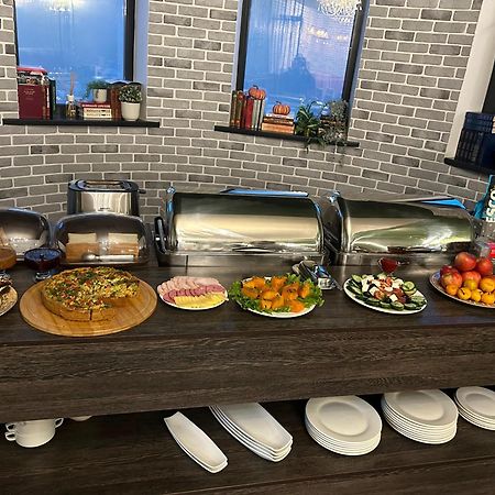 Sb River Hotels Atyraū Dış mekan fotoğraf